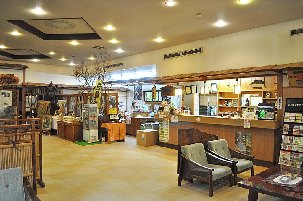 Kiyotsukan Hotel Tokamachi Esterno foto