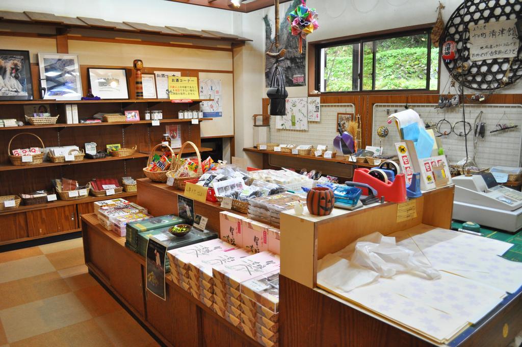 Kiyotsukan Hotel Tokamachi Esterno foto